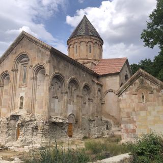 Ishkhan Church, a Georgian church standing quietly in the mountains in Türkiye