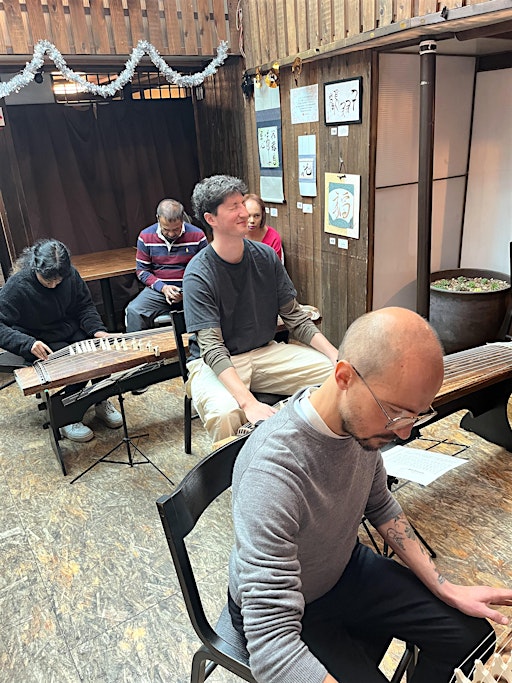 Japanese Instrument "Koto" 1.5 hours class @ the heart of Kyoto | Gojo Paradiso 五条パラディソ