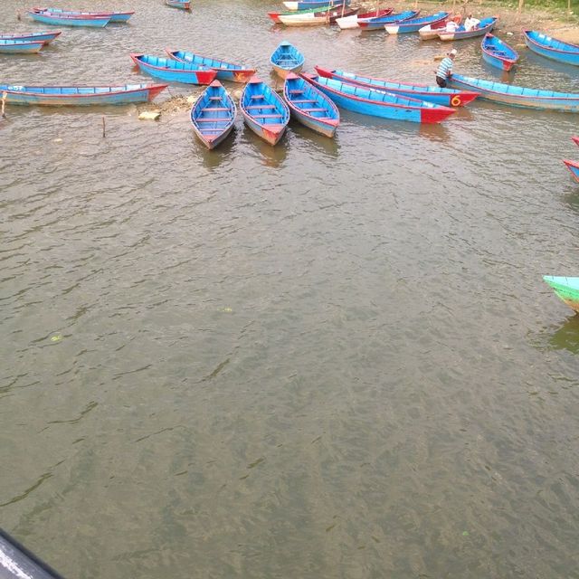 ทะเลสาบเฟวา (Phewa Lake)