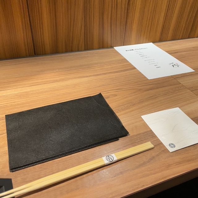 目黒　雲丹ドッグが食べ放題🫣《うしみつ一門目黒店》