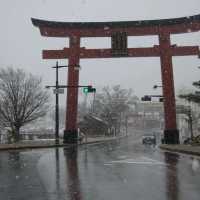 風雪中帶淒美的中襌寺湖