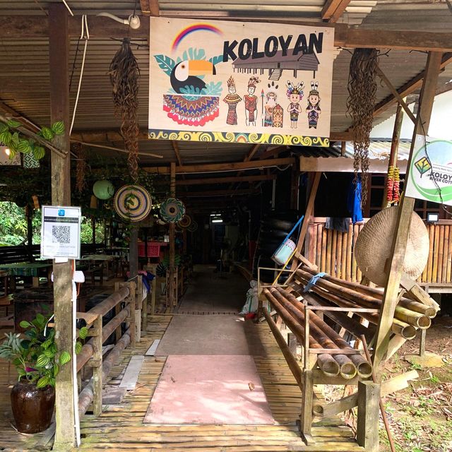 Koloyan River Cottage - Bau, Kuching