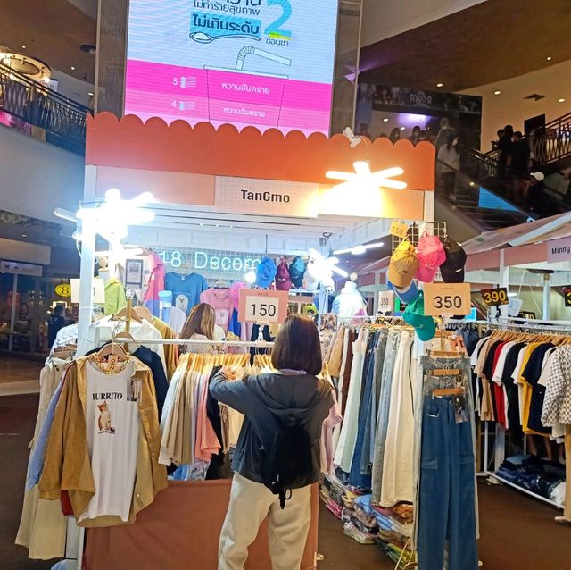 Blooming Market ตลาดกลางห้างเมเจอร์