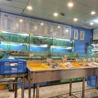 【コタキナバル】地元の方に愛されてるかなりのローカル店。シーフードが美味しかった💕