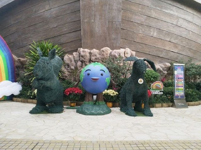 Noah's Ark Hong Kong. 