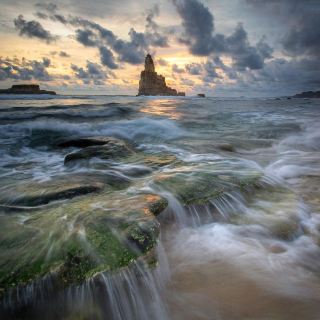 BUYUTAN BEACH - PACITAN