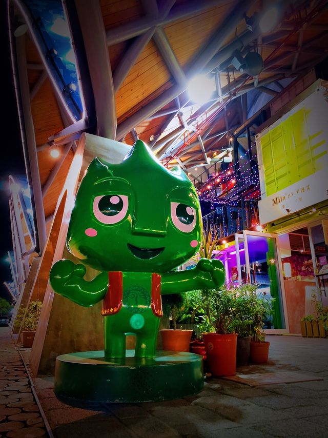 鐵花村音樂聚落慢市集