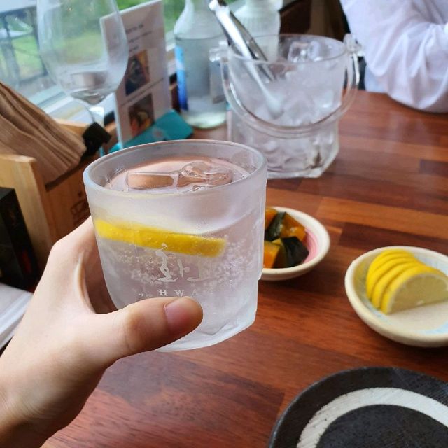 딱새우회가 정말 싱싱하고 맛있는 제주 '우미노식탁'