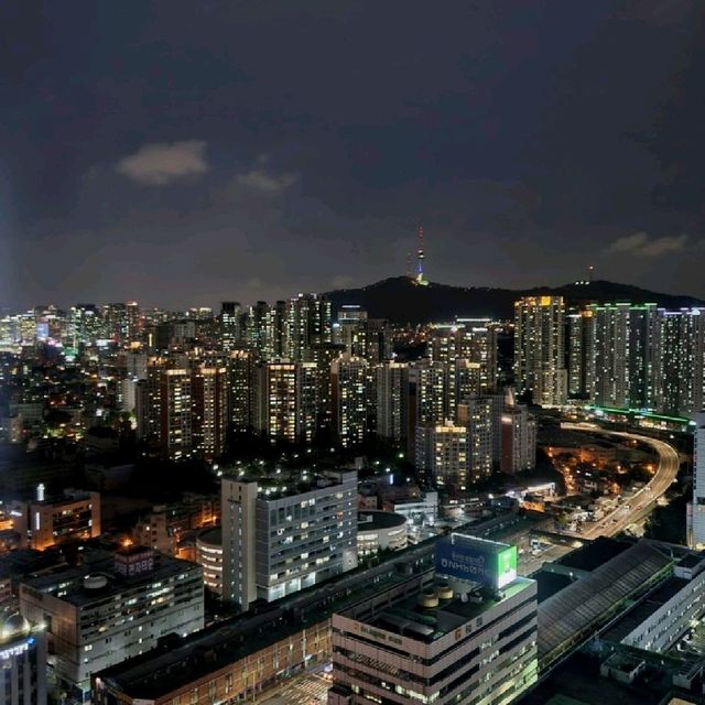 남산뷰 야경을 즐기고 싶다면, 노보텔 앰배서더 서울 용산 주니어스위트