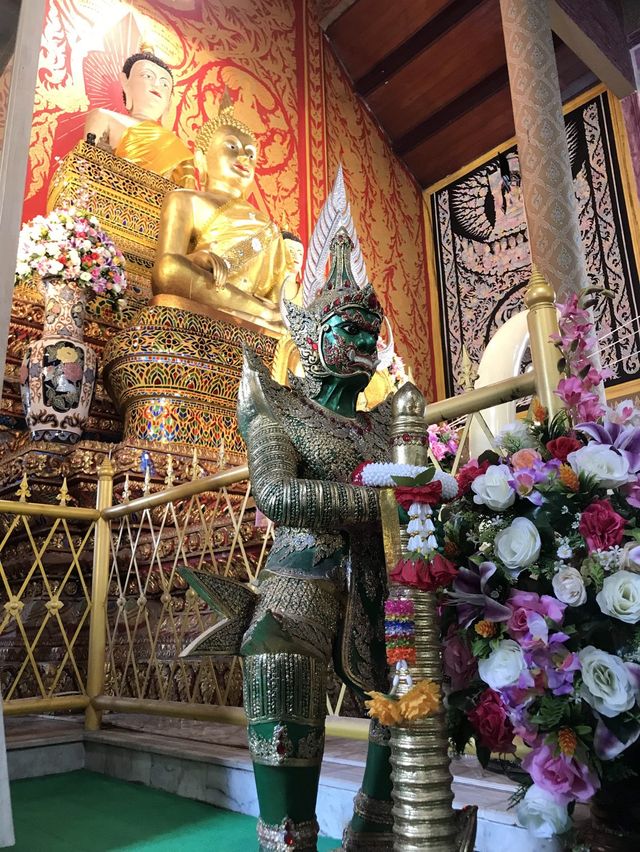 วัดพระธาตุดอยสะเก็ด