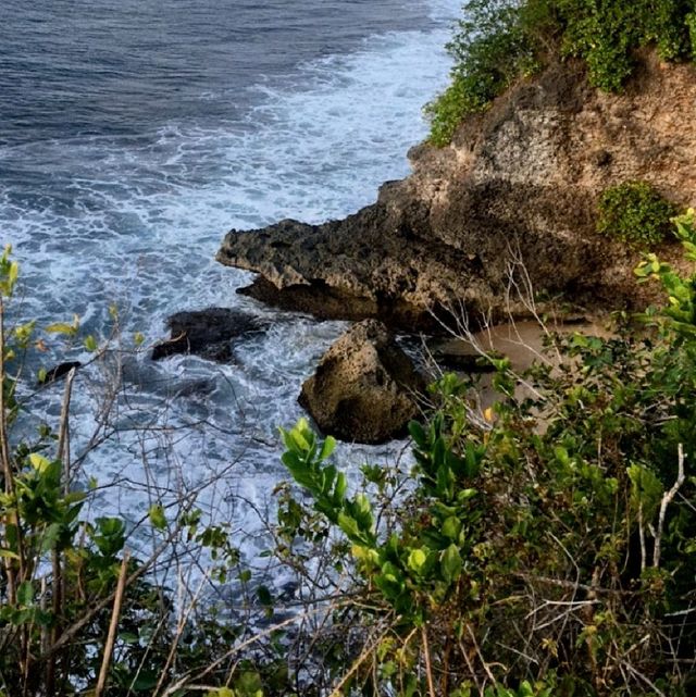 BALANGAN BEACH