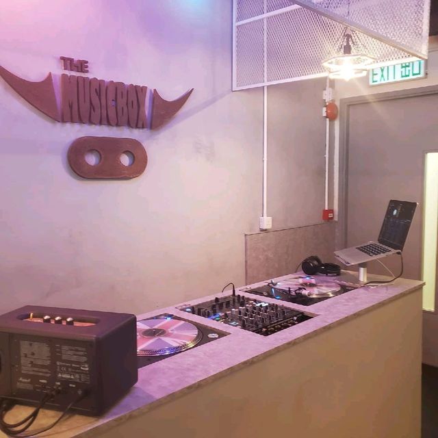 銅鑼灣特色music bar