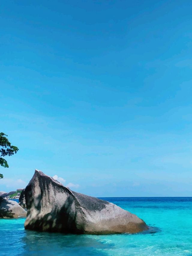 Beautiful Turquoise Water in Similan Island