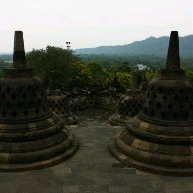 World Largest Buddhist Temple 