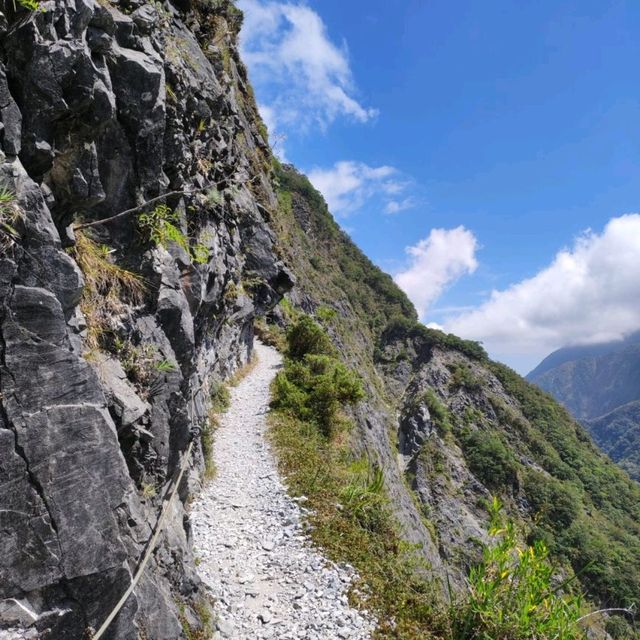 ZhuiLu Old Trail: most scenic trail in Taroko