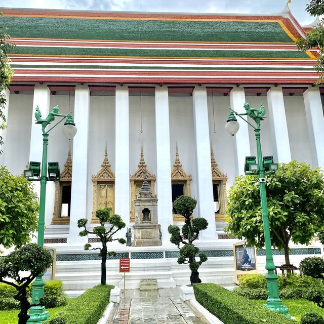 วัดสุทัศ ย่านเสาชิงช้า วัดเก่าแก่ในอดีต