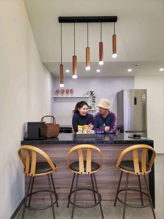 한옥의 멋스러움과 세련미가 공존하는 하동 콜라니티다🏠