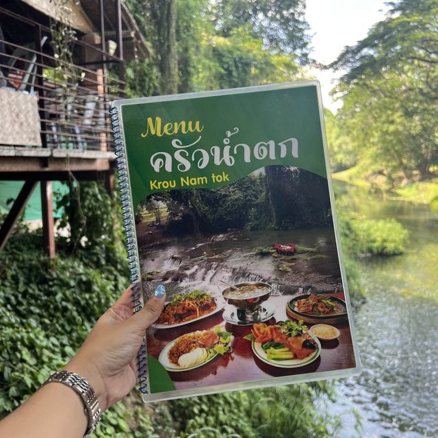 ทานข้าวร้านอาหารสุดชิลล์ ริมน้ำตก ที่สระบุรี 
