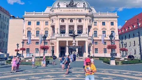 A CITY OF ELEGANCE & CHARM 🇸🇰  — traveler post in Bratislava
