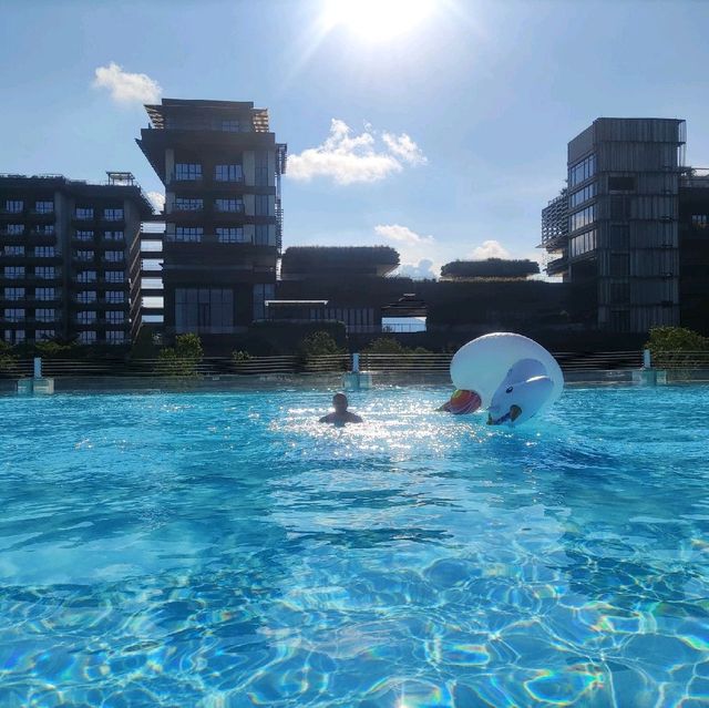 Sustainable luxury hotel in Haitang Bay