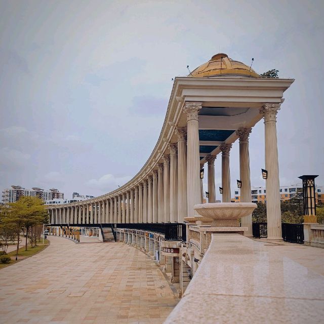 Xinqiao Civic Square 