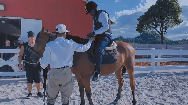 Riding horses at Scotland Ranch, Guiyang 