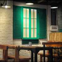 Rosewood Café & Restaurant at Xingping 