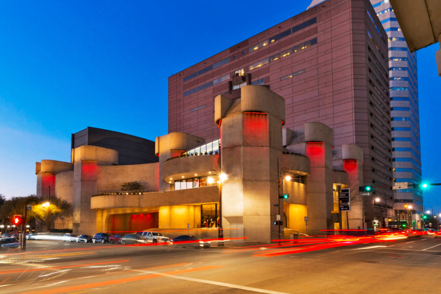 The Night Shift Before Christmas | Alley Theatre