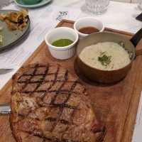  【牛扒青蛙：食肉獸又出末了】