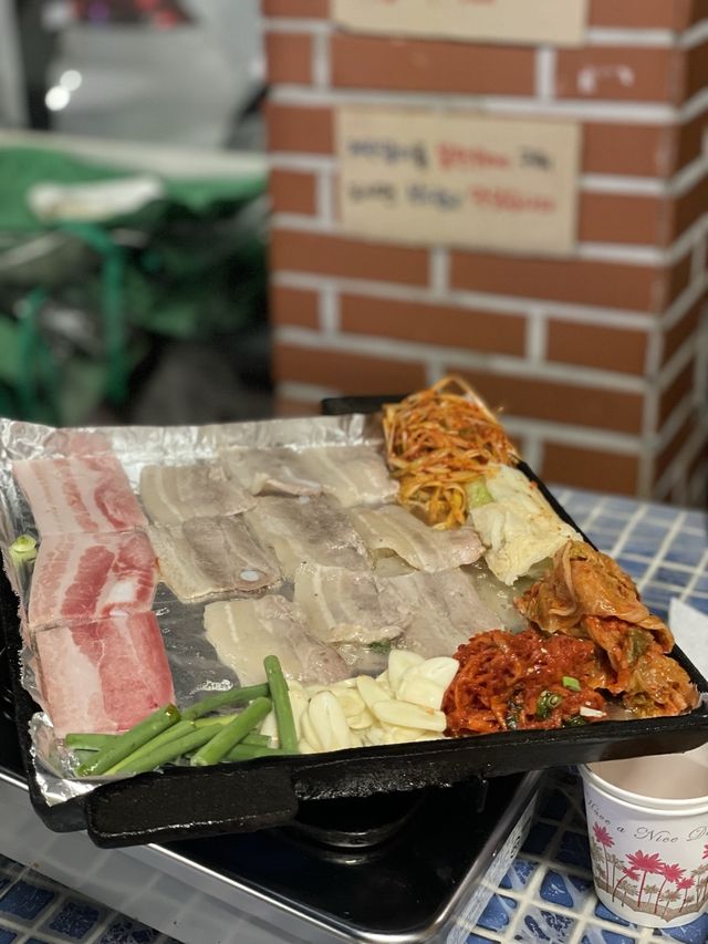 레트로 감성 뿜뿜 냉삼 맛있는 잠수교집 🍖