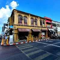 เดินชิล ชมตึกชิโนโปตุกีส เมืองเก่าภูเก็ต

