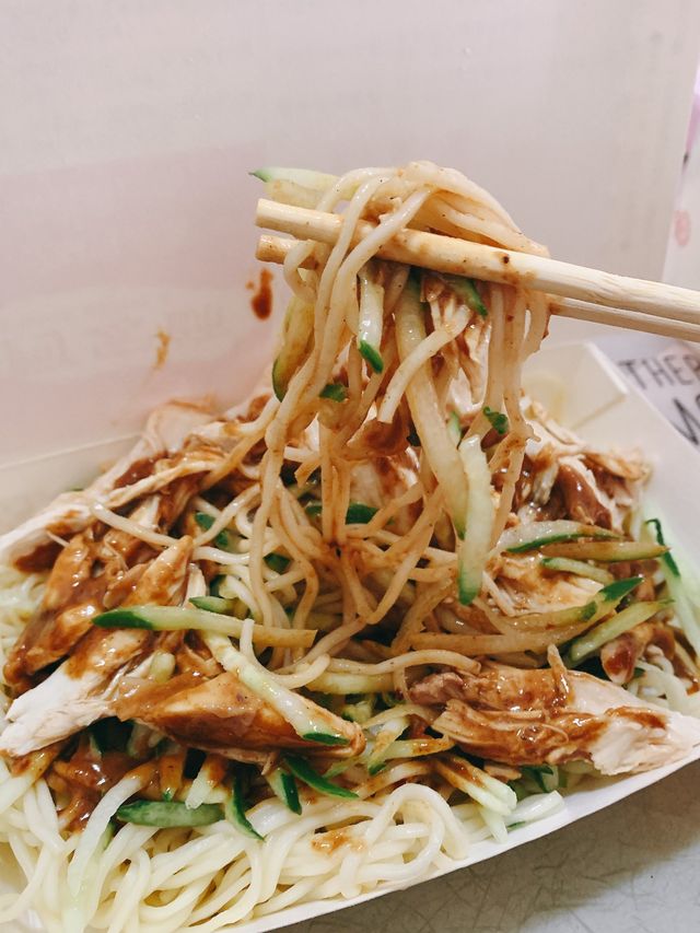 台中潭子超好吃涼麵！在地人才知道的私密美食