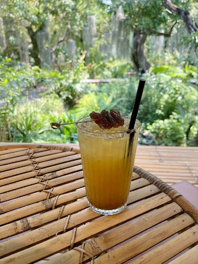 Poomjai Garden / Natura Cafe 