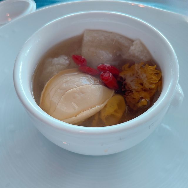 【東京】コンラッド東京ホテルの豪華ランチ