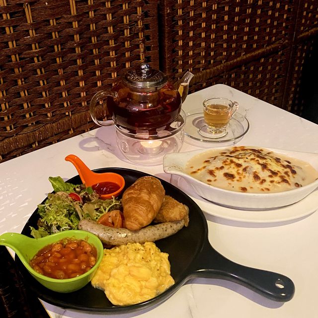 舒服聚會cafe x 塔羅牌特飲