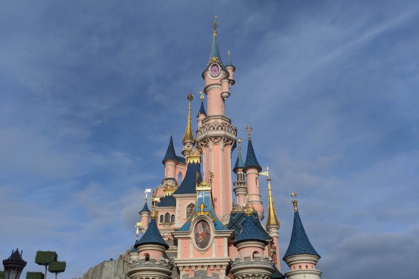 Disneyland Paris - One of the Happiest Theme Parks on Earth – Go Guides