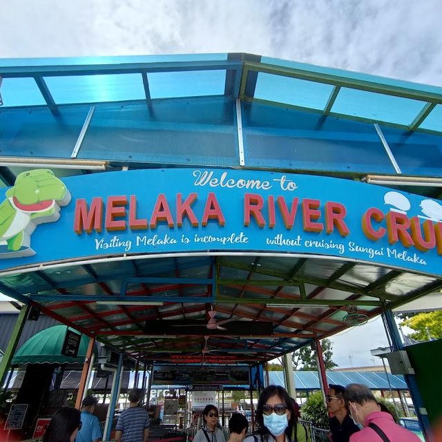 Melaka River Cruise! best ever!