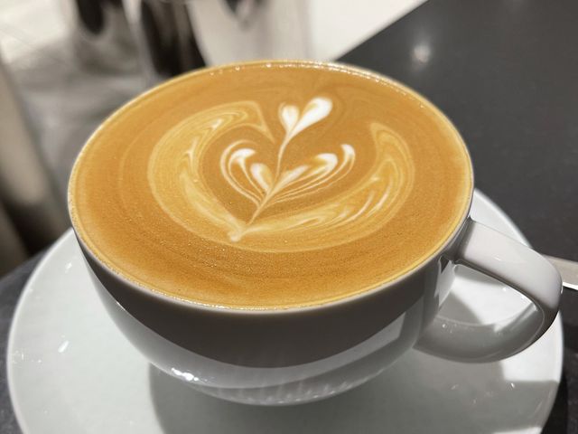 潮牌店內驚喜CAFE@OFF-WHITE
