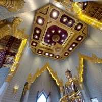 วัดไตรมิตรวิทยารามวรวิหาร 