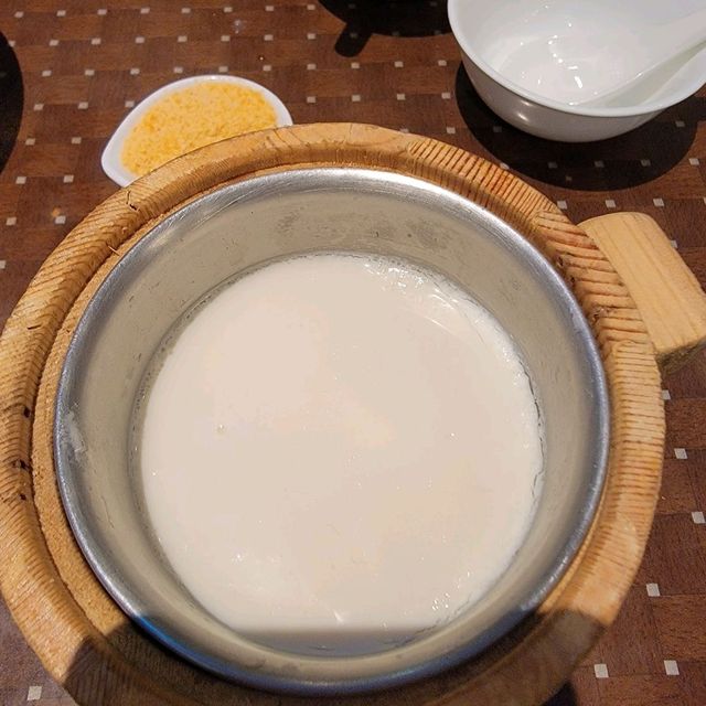 月光光🌛不用心慌😂免加一親民酒店餐廳👍