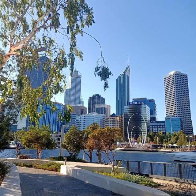 Elizabeth Quay @ daylight!😎