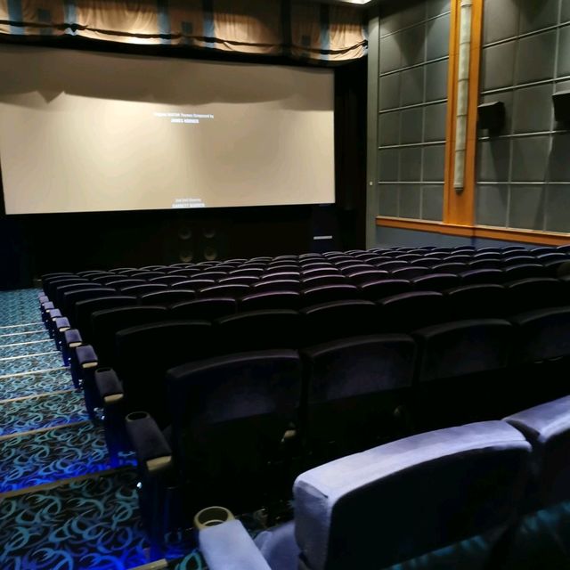 Cinema in 5 🌟 Resort, The Empire Brunei