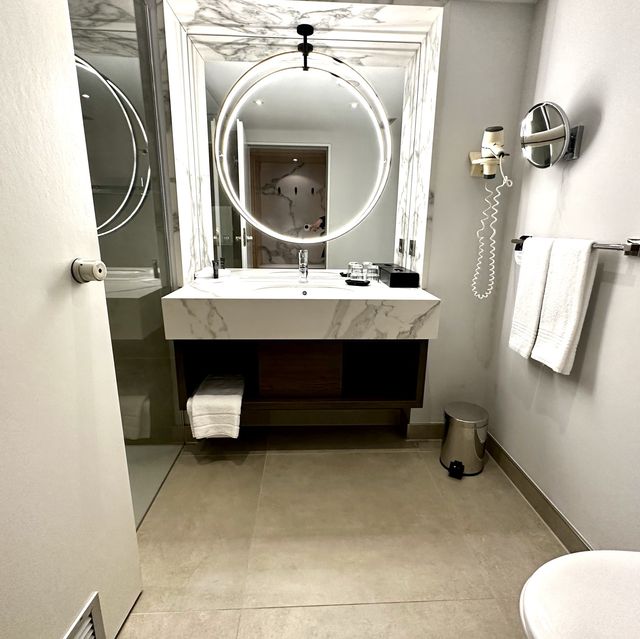 SUITE DREAMS - Sheraton Frankfurt Airport