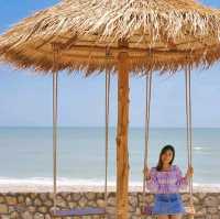 Miss T bar & Cafe @hua hin 💜💛🧡💙🏝🌊