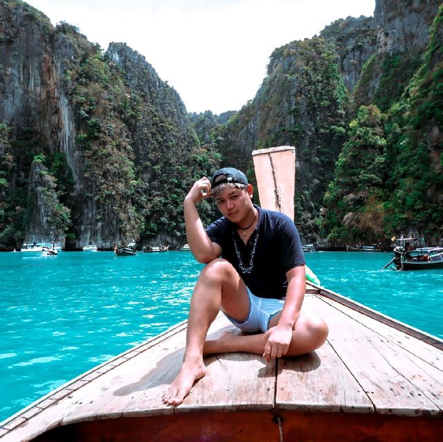 กระโดดน้ำใสปล่อยใจที่ ปิเละลากูน กระโดดน้ำใสปล่อยใจที่ ปิเละลากูน
