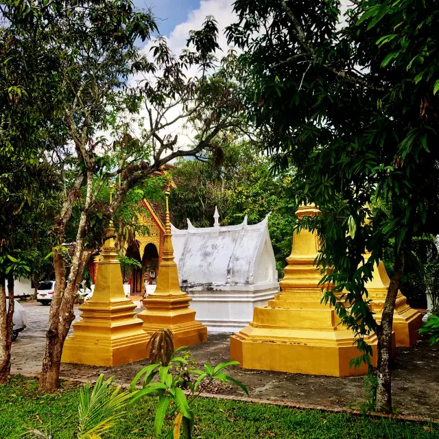 Wat Xiang Muan 