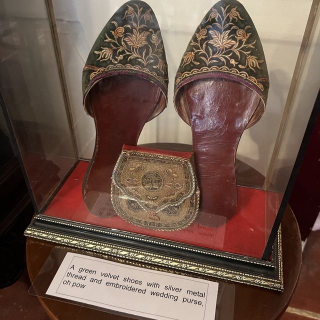 Gorgeous Peranakan beaded shoes exhibition ♥️