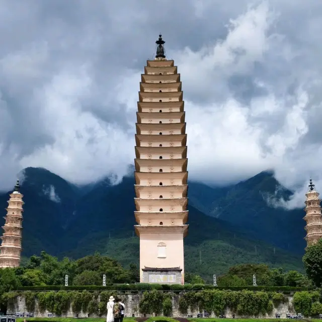 3 Pagodas 🏯🏯🏯