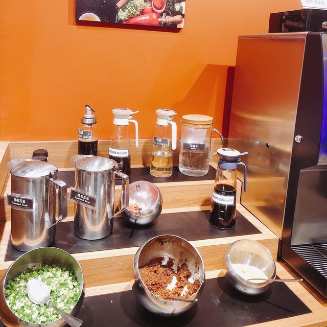 網上推薦的火鍋店🍲 沐樺和牛海鮮火鍋muhua_shabushabu-信義區火鍋 信義微風美食 信義區涮涮鍋 信義區和牛火鍋