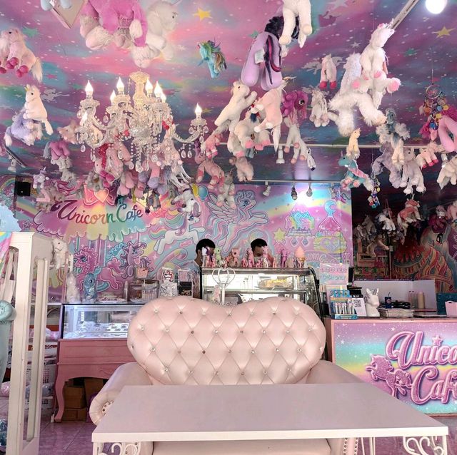 Unicorn Cafe 🦄 🌷🤍✨️ bts ช่องนนทรี